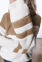 Afbeelding in Gallery-weergave laden, White Colorblock Furry Zipped Pullover Sweatshirt Outwear