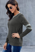 Afbeelding in Gallery-weergave laden, Gray Addicted To You Long Sleeve Sweatshirt