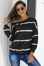 Afbeelding in Gallery-weergave laden, Black Tie Dye Sweatshirt