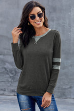 Afbeelding in Gallery-weergave laden, Gray Addicted To You Long Sleeve Sweatshirt