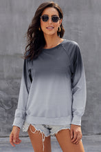 Afbeelding in Gallery-weergave laden, Gray Ombre Crewneck Long Sleeve Sweatshirt