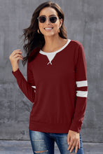 Afbeelding in Gallery-weergave laden, Red Addicted To You Long Sleeve Sweatshirt
