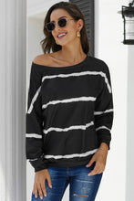Afbeelding in Gallery-weergave laden, Black Tie Dye Sweatshirt
