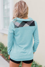 Afbeelding in Gallery-weergave laden, Green Touch of Plaid Pullover Button Sweatshirt
