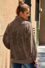 Afbeelding in Gallery-weergave laden, Brown Traverse Pocketed Sherpa Pullover Sweatshirt
