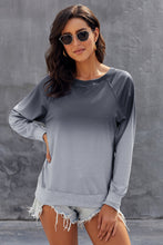 Afbeelding in Gallery-weergave laden, Gray Ombre Crewneck Long Sleeve Sweatshirt
