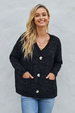 Afbeelding in Gallery-weergave laden, Black Swoon And Snuggles Chenille Shift Sweater
