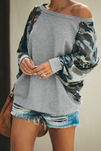 Afbeelding in Gallery-weergave laden, Gray Squadron Thermal Camo Contrast Dolman Top
