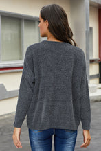 Afbeelding in Gallery-weergave laden, Gray Swoon And Snuggles Chenille Shift Sweater
