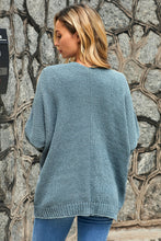 Afbeelding in Gallery-weergave laden, Sky Blue Oversize Button Front Cardigan
