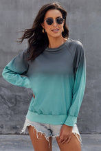 Afbeelding in Gallery-weergave laden, Blue Ombre Crewneck Long Sleeve Sweatshirt

