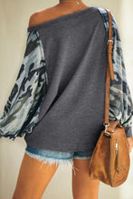 Afbeelding in Gallery-weergave laden, Squadron Thermal Camo Contrast Dolman Top
